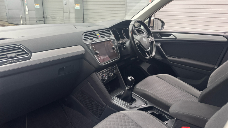 Volkswagen Tiguan 2.0 TDi 150 SE 5dr Diesel Estate